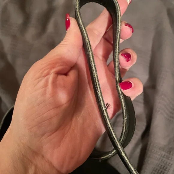 Tory Burch black purse. I used as a crossover. - Picture 4 of 9